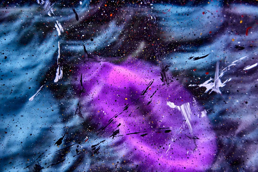 宇宙の星雲と運命のイメージ